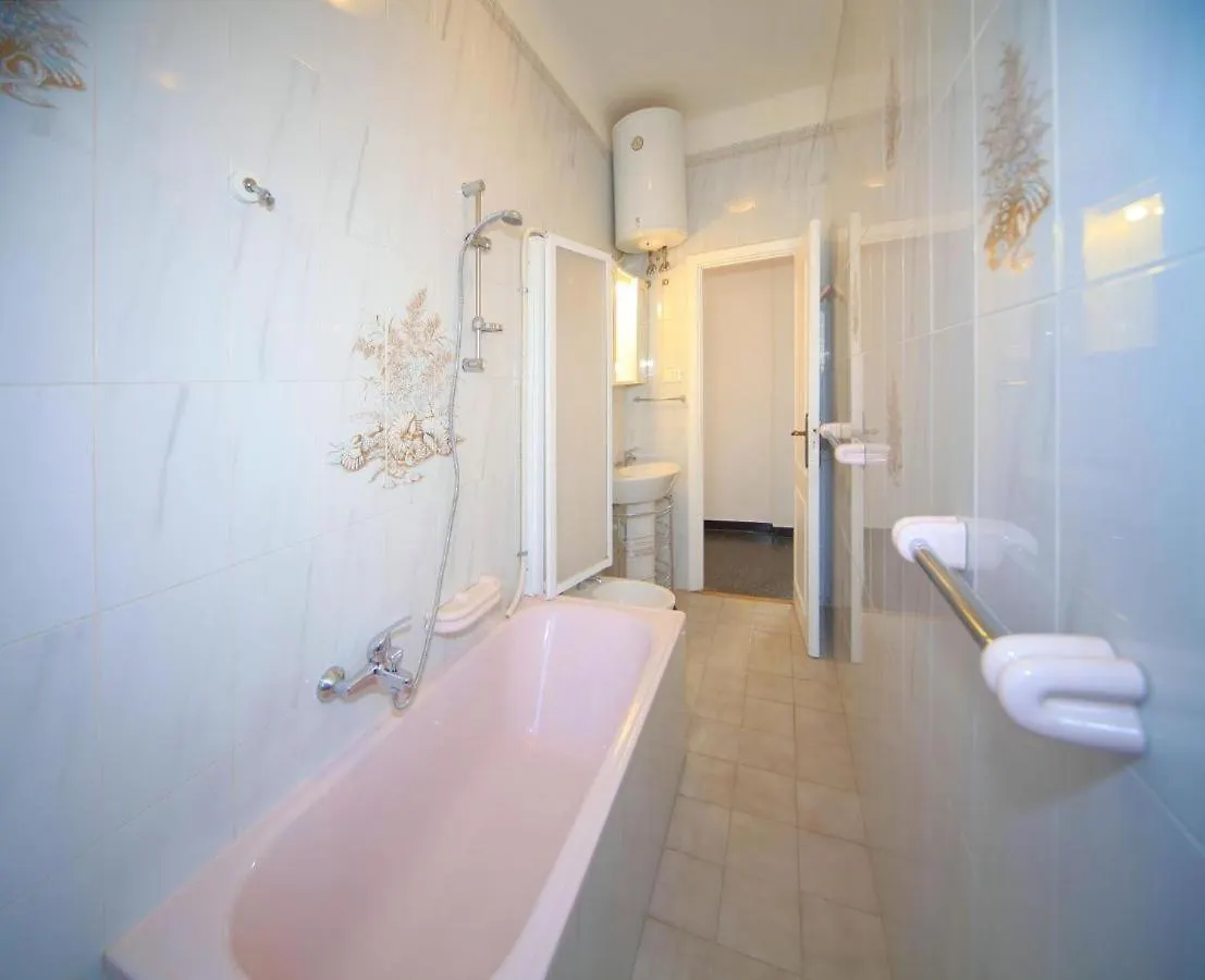 Italianway - Matteotti 7 Frontemare Apartment Borghetto Santo Spirito